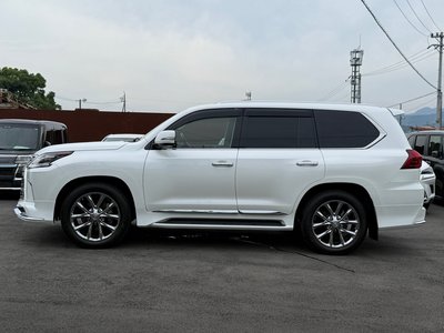 2016 Lexus LX — фото 5
