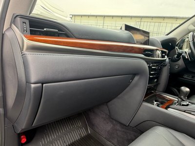 صورة مصغرة 52 لـ 2016 Lexus LX