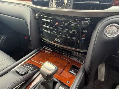 صورة مصغرة 48 لـ 2016 Lexus LX