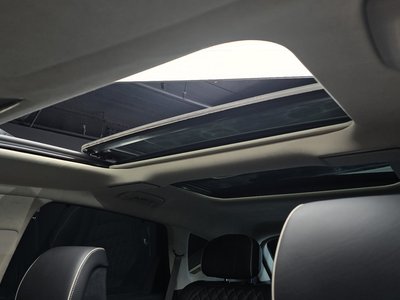 2023 Genesis GV80 — миниатюра 19