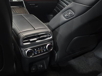 2023 Genesis GV80 — миниатюра 17