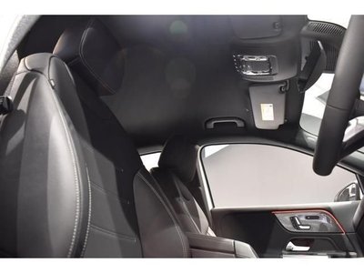 MERCEDES-BENZ GLA - 6