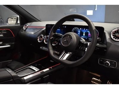 MERCEDES-BENZ GLA - 3