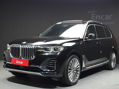 BMW X7 - 1
