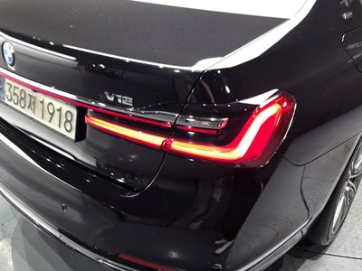 BMW 7 SERIES - 10