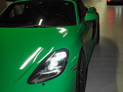 2021 Porsche 718 — миниатюра 12