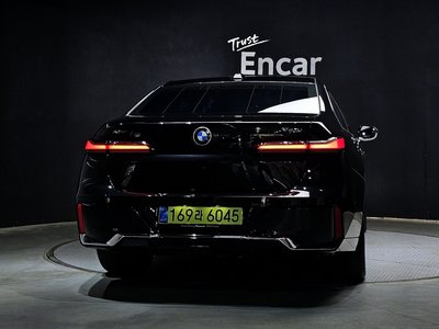 صورة 3 لـ 2025 BMW 7 SERIES