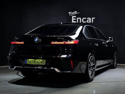صورة 4 لـ 2025 BMW 7 SERIES