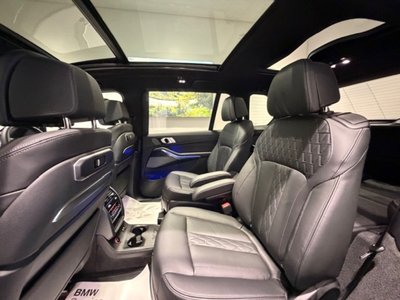 2025 BMW X7 — миниатюра 28