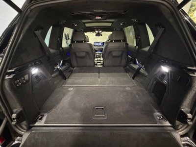 2025 BMW X7 — миниатюра 27