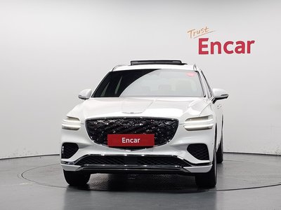 صورة 2 لـ 2025 Genesis GV70