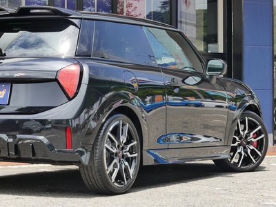 2025 MINI COOPER 缩略图 36
