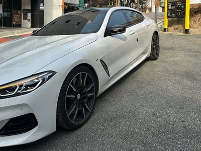BMW 8 SERIES - 4