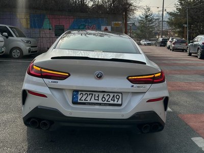 BMW 8 SERIES - 7