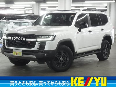 TOYOTA LAND CRUISER 300 - 1
