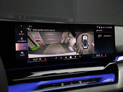 2025 BMW 5 SERIES 缩略图 15