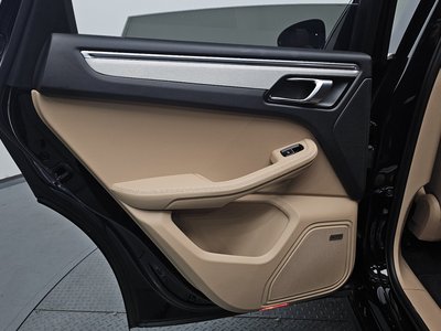 2022 Porsche MACAN 缩略图 20