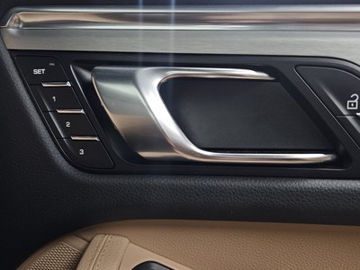2022 Porsche MACAN 缩略图 39