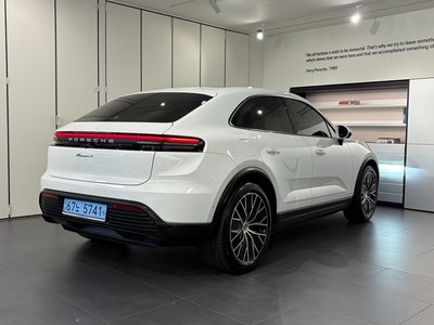 2025 Porsche MACAN 照片 5