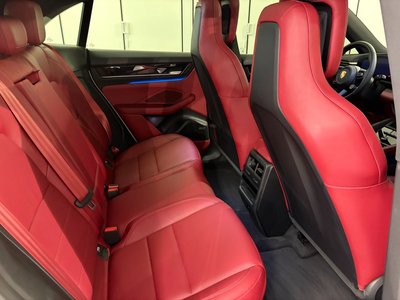 2025 Porsche MACAN 缩略图 15