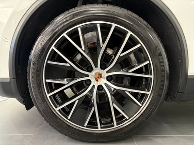 2025 Porsche MACAN 照片 6