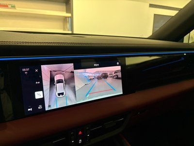 2025 Porsche MACAN 缩略图 17
