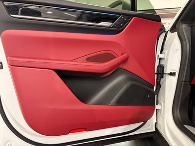 2025 Porsche MACAN 照片 10