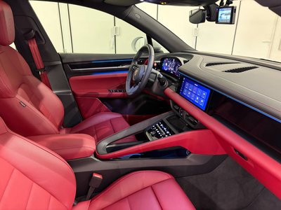 2025 Porsche MACAN 照片 4