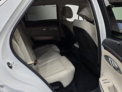 2025 Genesis GV70 — миниатюра 17