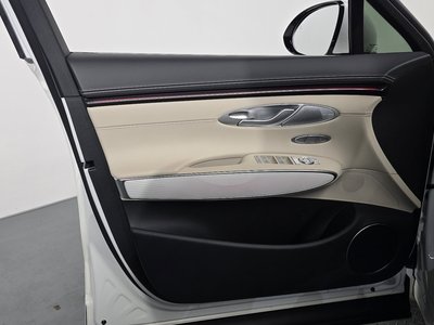 2025 Genesis GV70 — миниатюра 14