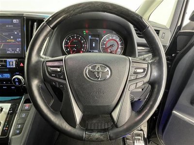 TOYOTA ALPHARD - 8