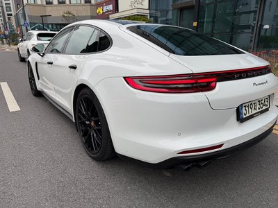 PORSCHE PANAMERA - 6