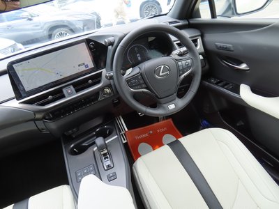 2024 Lexus UX 缩略图 52
