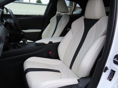 2024 Lexus UX 缩略图 13