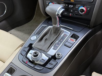 AUDI A5 CABRIOLET - 9