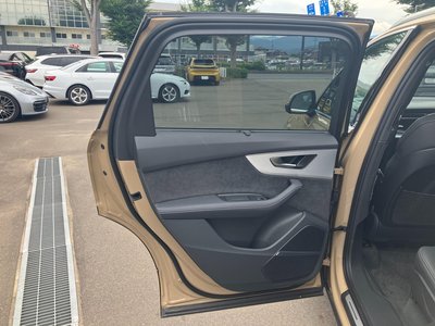 2025 AUDI Q7 — миниатюра 23