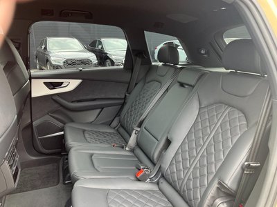 2025 AUDI Q7 — миниатюра 25