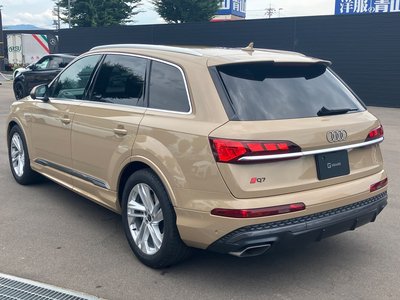 2025 AUDI Q7 photo 2