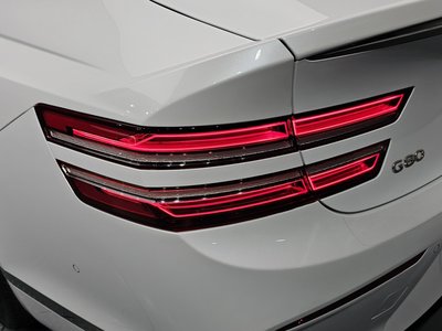GENESIS G80 (RG3) - 10