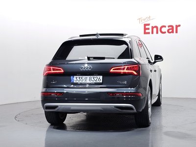 AUDI Q5 - 4