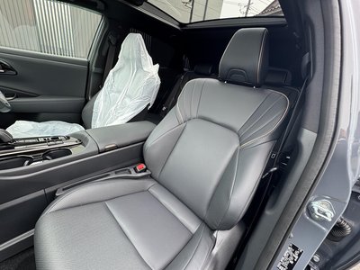 2025 Toyota CROWN SPORT — миниатюра 33