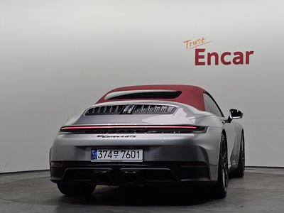 PORSCHE 911 - 4
