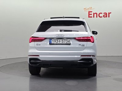 AUDI Q3 - 4