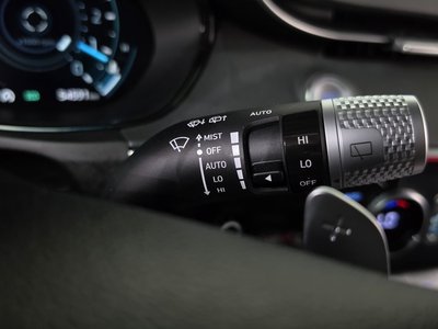 2022 Genesis GV70 — миниатюра 28