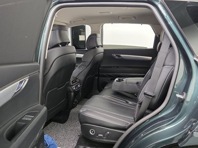 2021 Genesis GV80 thumbnail 11