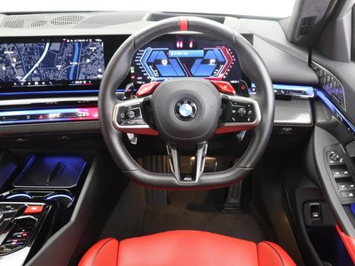2025 BMW M5 — миниатюра 11