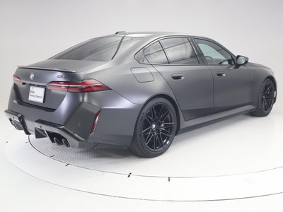 2025 BMW M5 照片 9