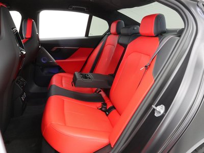 2025 BMW M5 — миниатюра 15