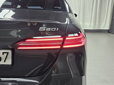 2023 BMW 5 SERIES 照片 10