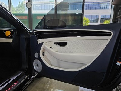 BENTLEY CONTINENTAL - 4